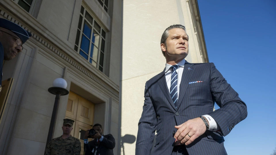 ABŞ Müdafiə naziri ilə bağlı şok iddia: müharibədən əvvəl milyonluq yatırım planı?