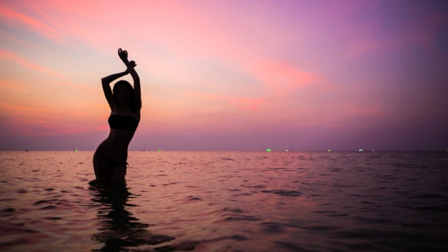 Özünü gözəl hiss etməyən QADINLARA MƏKTUB