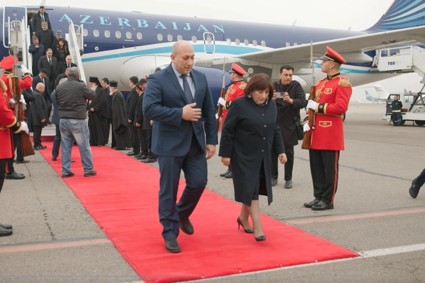 Sahibə Qafarova II İlyanın dəfn mərasimində iştirak etmək üçün Gürcüstandadır