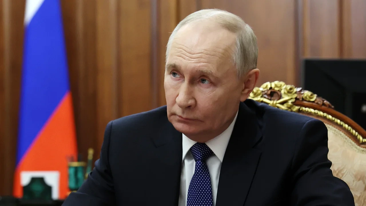 Putin açıqladı: Rusiyada korrupsiya cinayətləri kəskin artıb