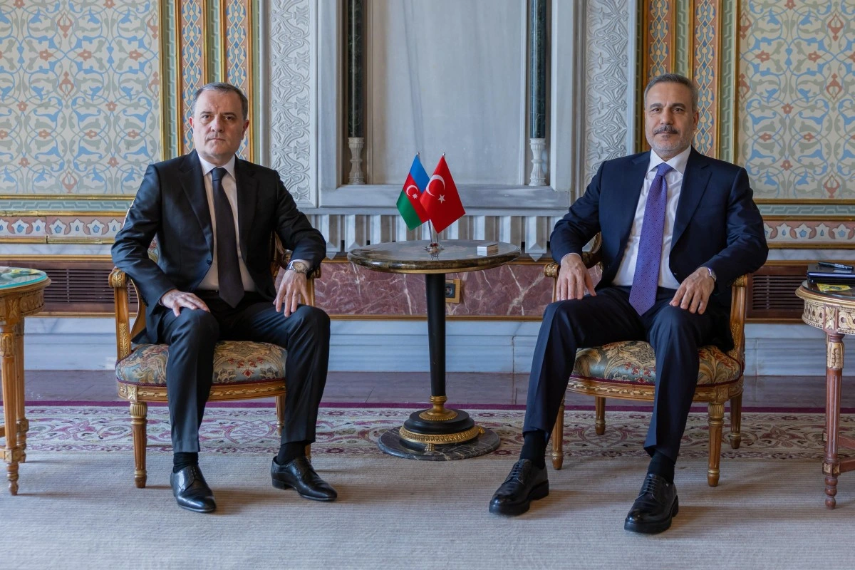 Azərbaycan və Türkiyə XİN rəhbərləri görüşüb
