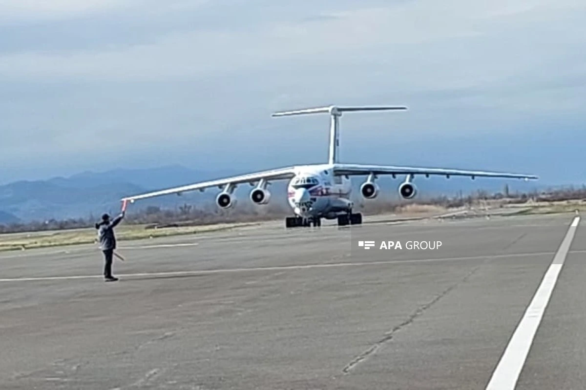 Rusiyadan İrana göndərilən humanitar yardım təyyarəsi Lənkəran aeroportuna enib