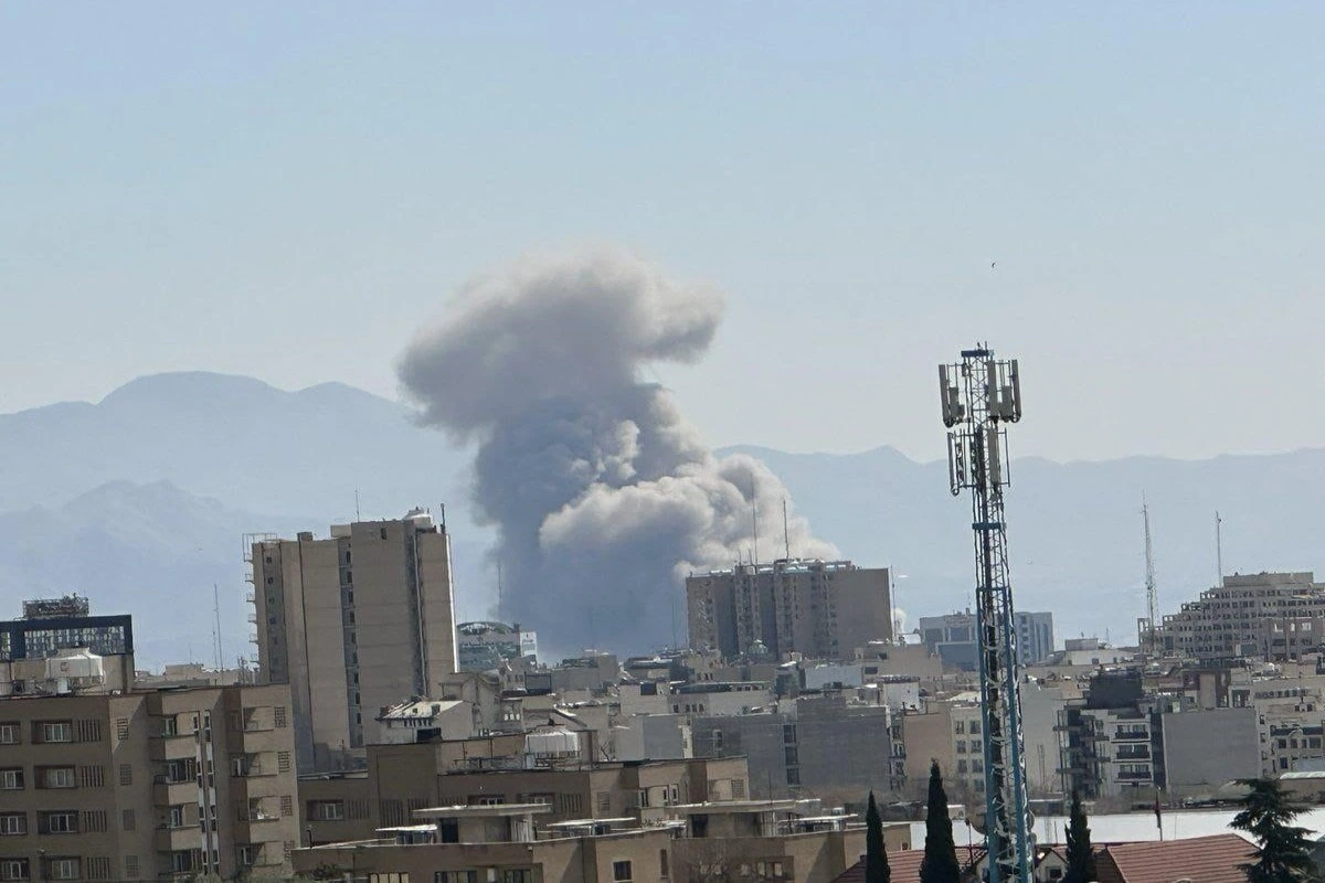 İsrail Tehrana hava zərbəsi endirir - YENİLƏNİB