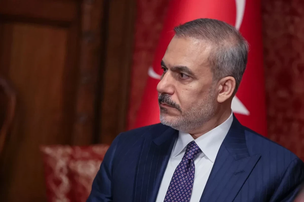 Hakan Fidan: İran Türkiyəyə raket atılması ilə bağlı iddiaları təkzib edir