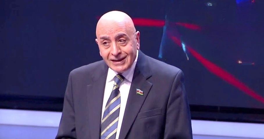 Hörmüz boğazında 5 minlik qüvvə yetərli deyil - Rasim Musabəyov