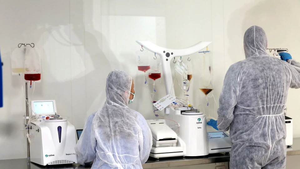 Xərçəngə qarşı inqilab: Dünyada cəmi 7 mərkəzdə olan müalicə artıq Türkiyədə!