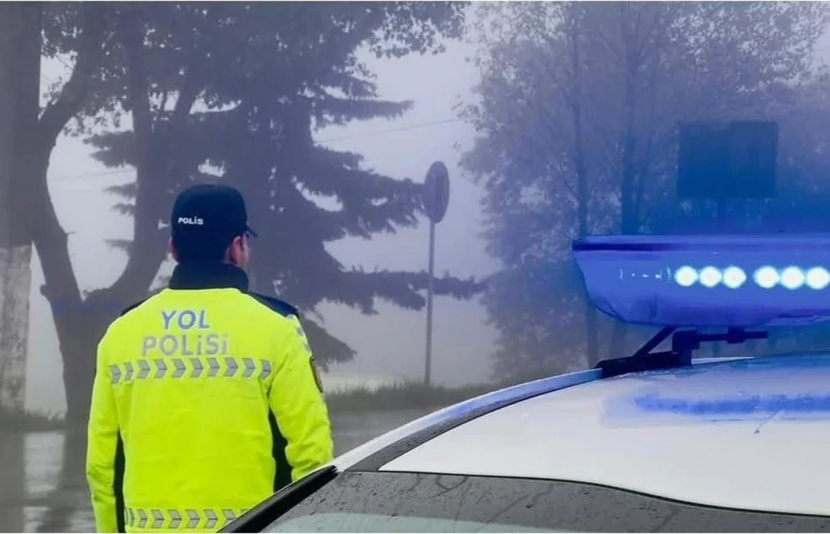 Yol polisidən XƏBƏRDARLIQ: Yağışlı hava yollarda qəza riskini artırır