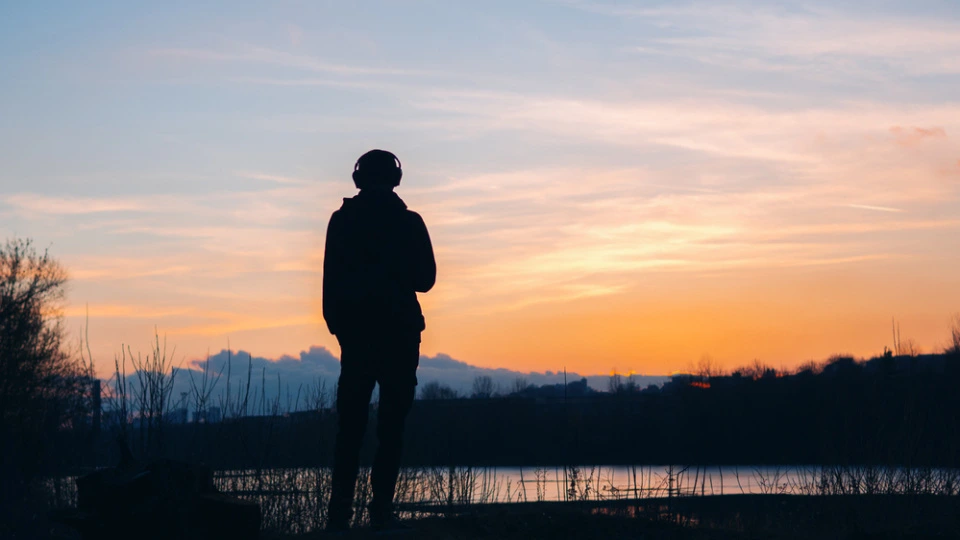 Dünya yeni epidemiya ilə üz-üzədir: YALNIZLIQ