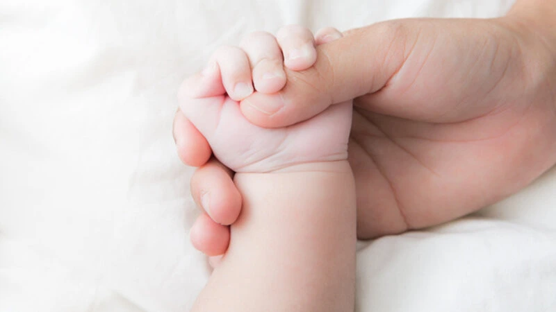 Ötən il Azərbaycanda nikahdankənar doğulan uşaqların sayı azalıb