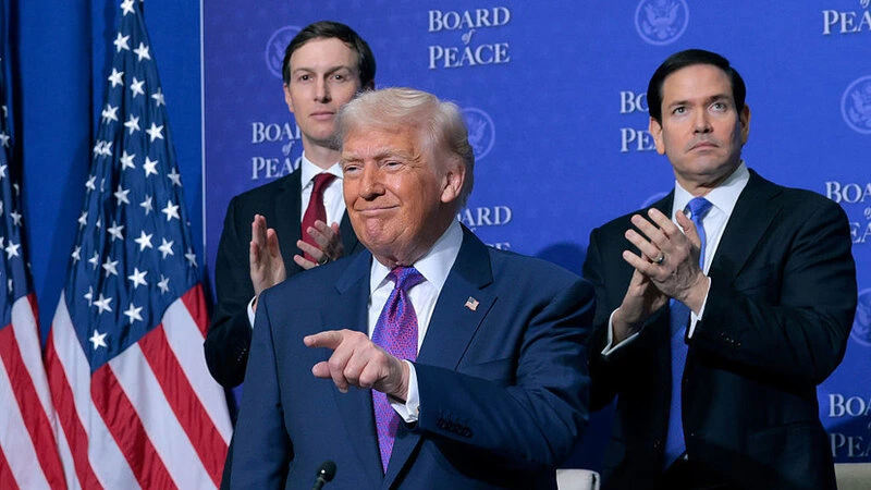 Tramp İrandan böyük hədiyyə aldıqlarını bildirib: Heyrətamiz hədiyyədir