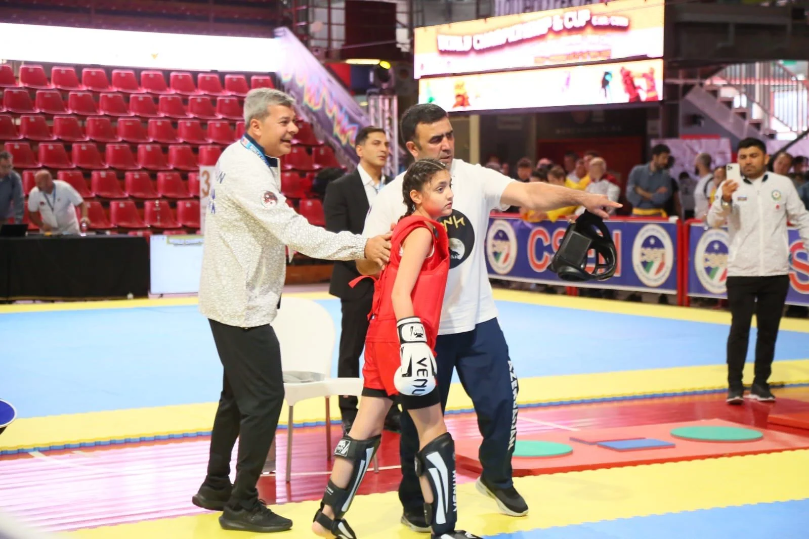 Prezidentin nəvəsi Dünya Çempionatında finalda -FOTO