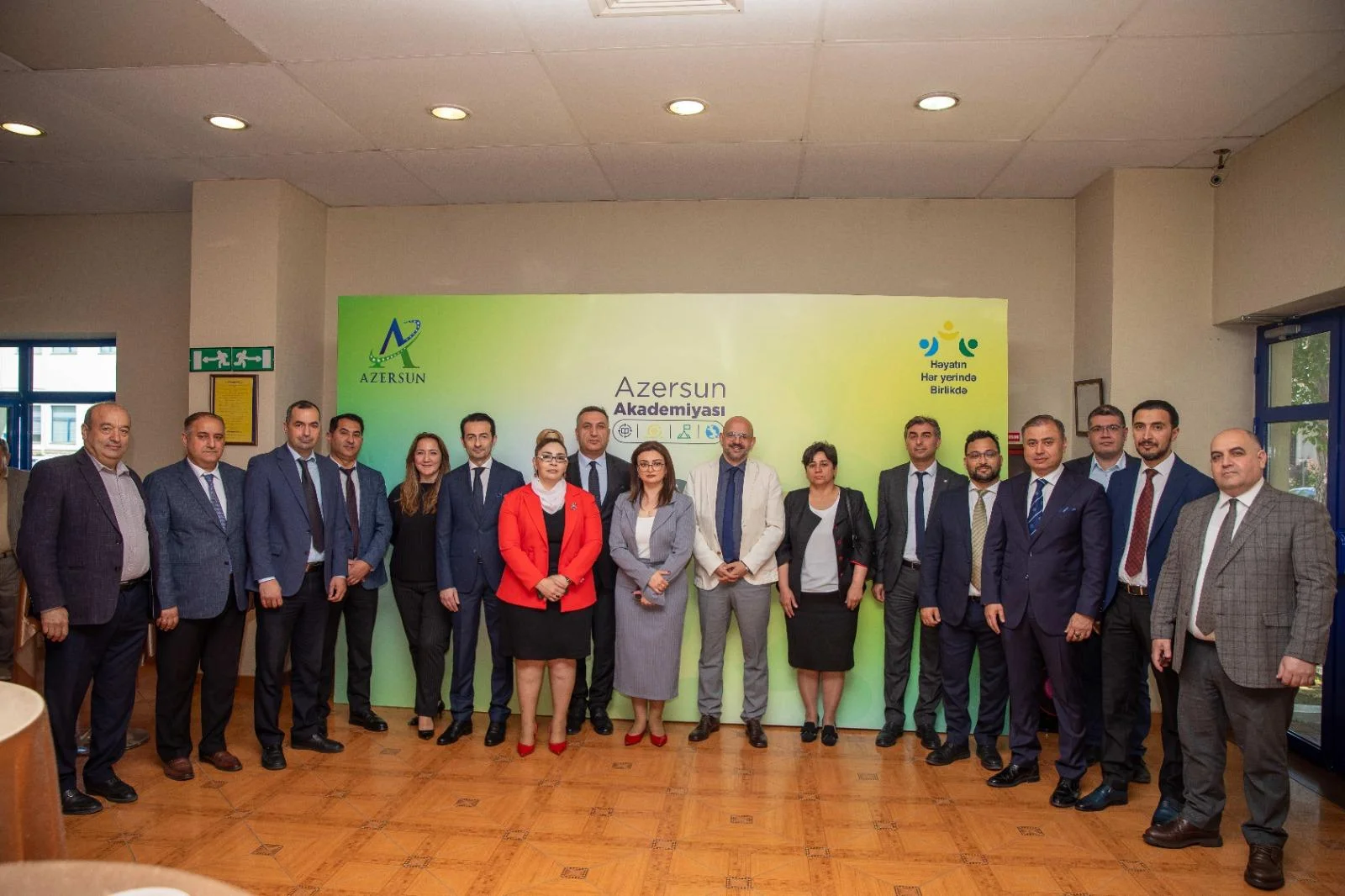 Tecnosun İnkişaf Mərkəzinin ilk məzunları diplomlarla təltif olundu -FOTO