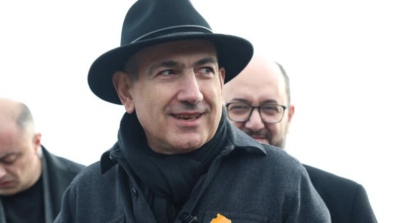 Paşinyan məzuniyyətə çıxdı