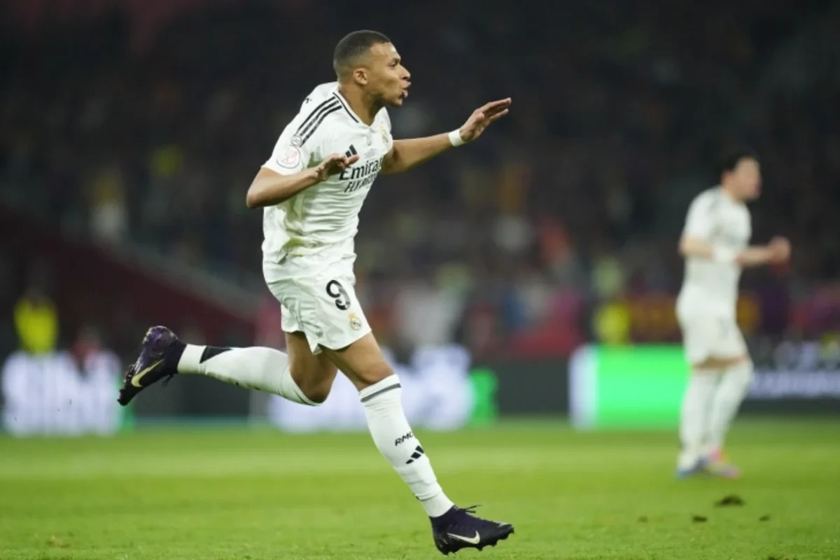 Mbappe ikinci dəfə "La Liqa"nın ən yaxşı bombardiri seçilib