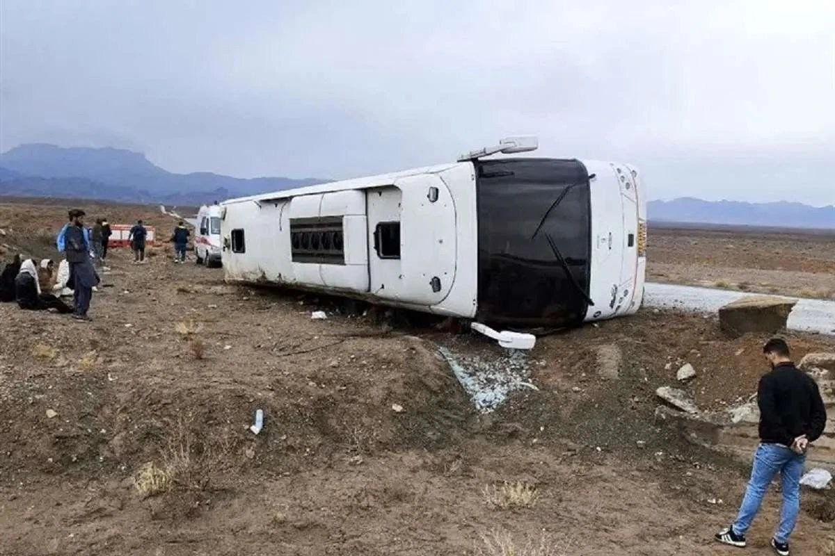 İranın cənubunda avtobus qəzasında 8 nəfər ölüb