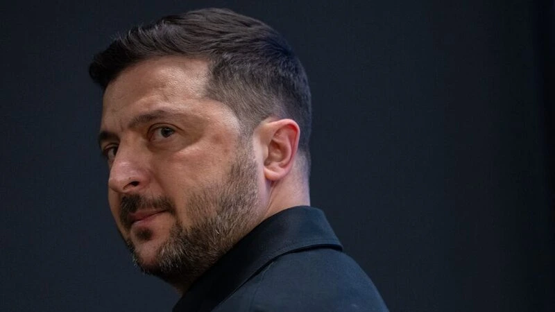 Zelenski: Ukrayna şəhərlərinə 90 raket və 600 dronla zərbə endirilib