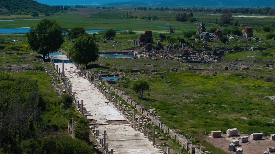 2 min illik sütunlar “daş xəstəxanası”nda bərpa olunur