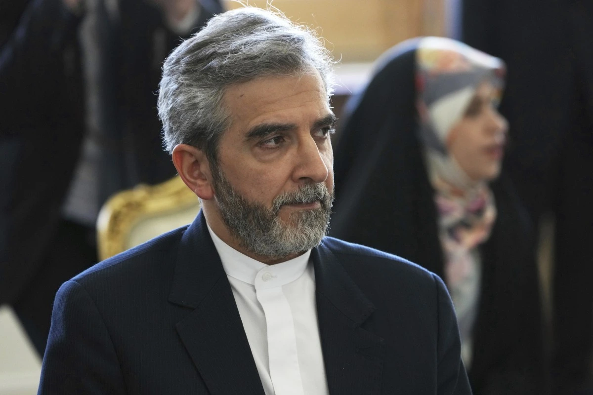 Əli Baqeri: İran və ABŞ hələ ki Hörmüz boğazının açılması ilə bağlı razılığa gəlməyib