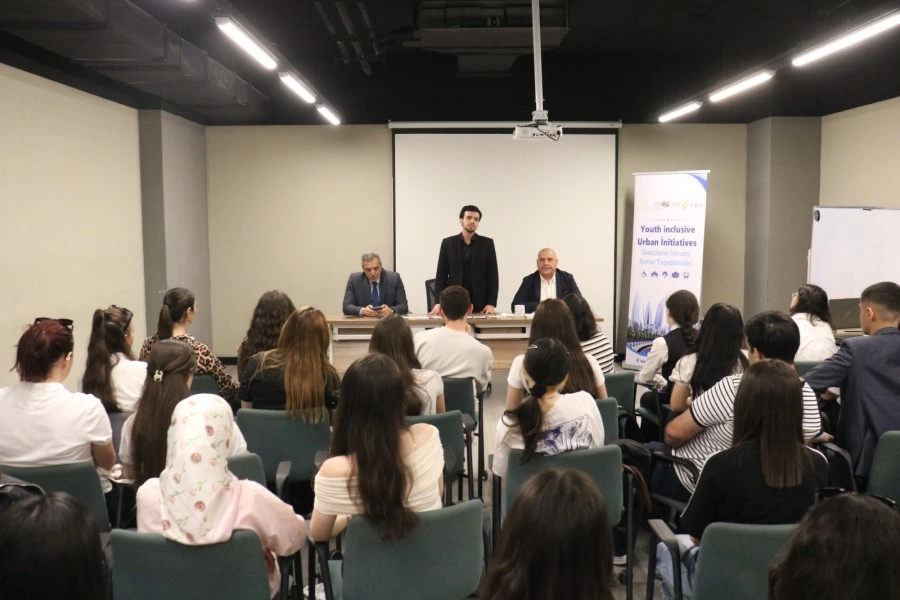 “Gənclərin inklüziv şəhər təşəbbüsləri” layihəsi çərçivəsində könüllülərə təlim keçirilib - FOTO