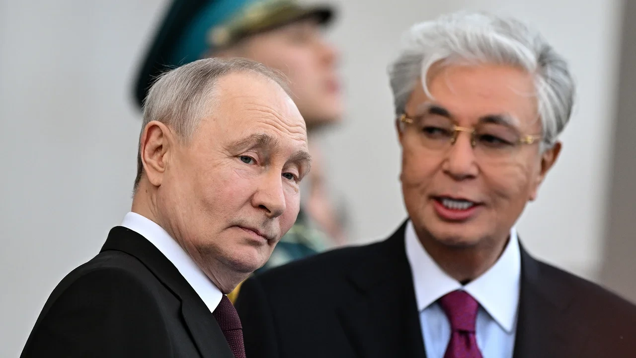 Putinin Qazaxıstan səfəri Paşinyana siyasi mesaj kimi qiymətləndirildi