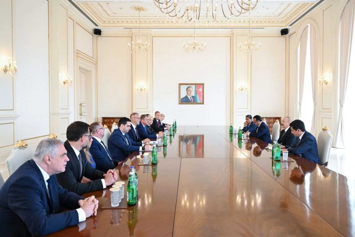 Prezident İlham Əliyev Slovakiya Milli Şurasının sədrini qəbul edib
