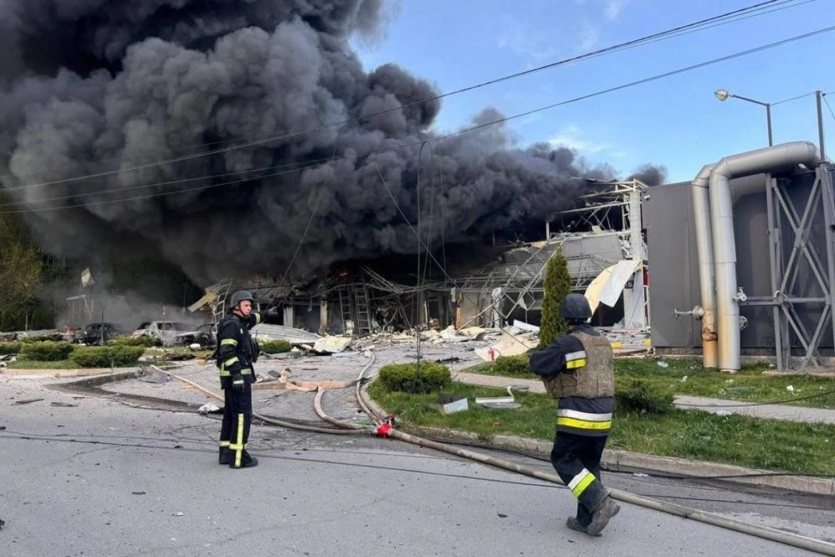 Rusiyanın Zaporojyeyə hava hücumu nəticəsində 12 nəfər ölüb
