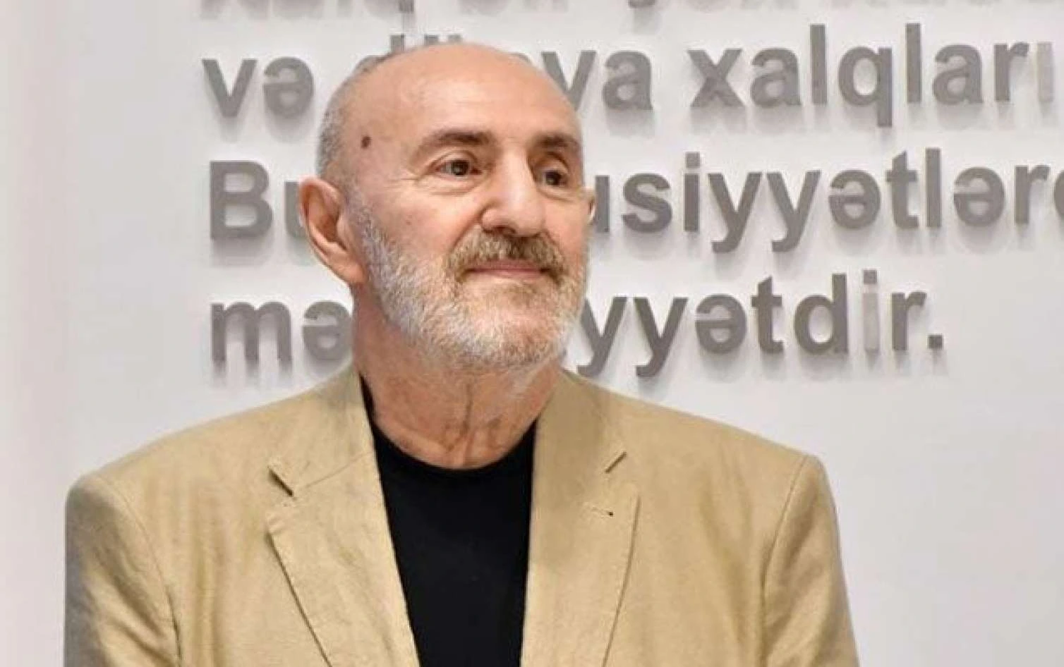 Akif İslamzadənin vəziyyəti daha da yaxşılaşıb, danışır