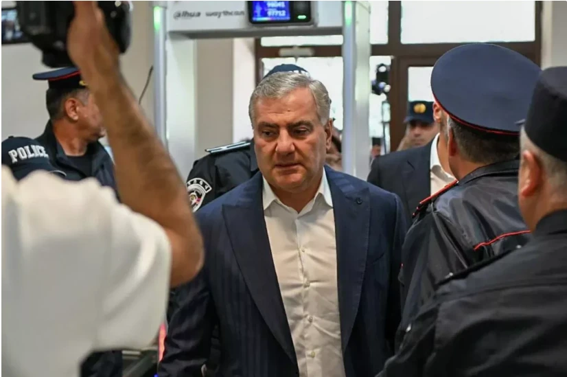 Ermənistan etiraf edir: Türkiyə və Azərbaycan iqtisadiyyatı qarşısında tab gətirmək çətindir
