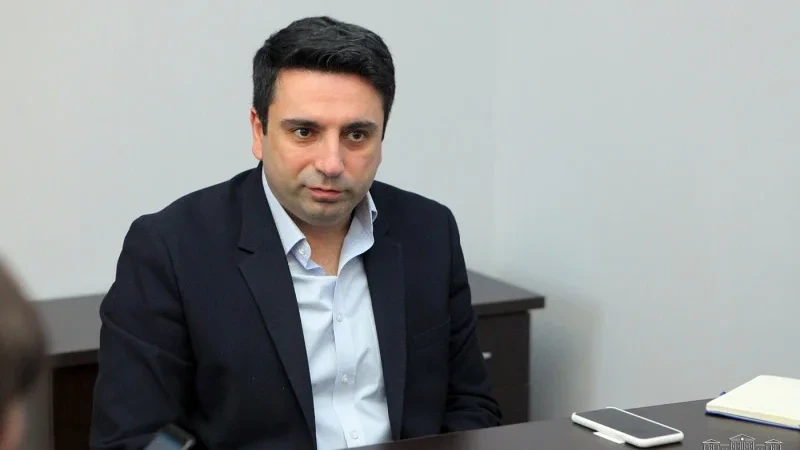 Simonyandan Qarabağ açıqlaması: Yeganə düzgün yol budur