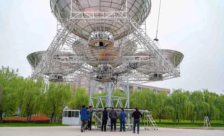Çin dron sürülərini kosmosdan şarj edəcək innovativ sistem hazırlayır