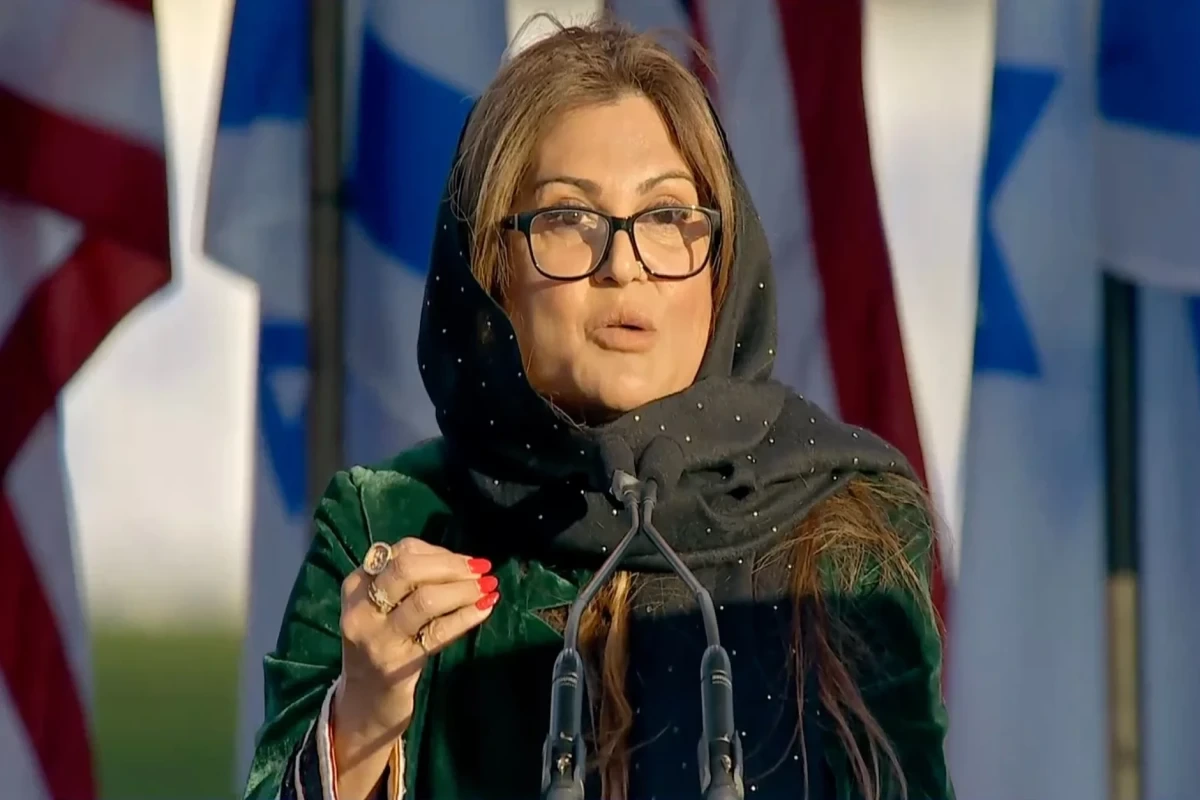 Nyu-Yorkda müsəlman şurasının təsisçisi “İsrailə dəstək” paradına qatılır