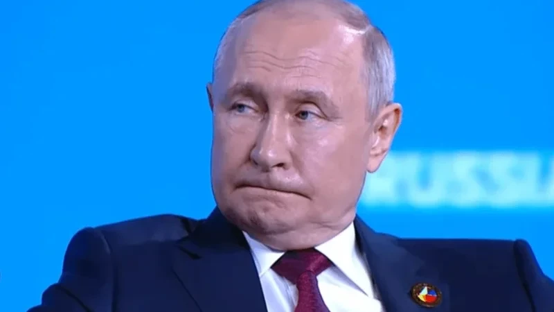 Putin Kremldə Özbəkistan Prezidenti ilə görüşdü