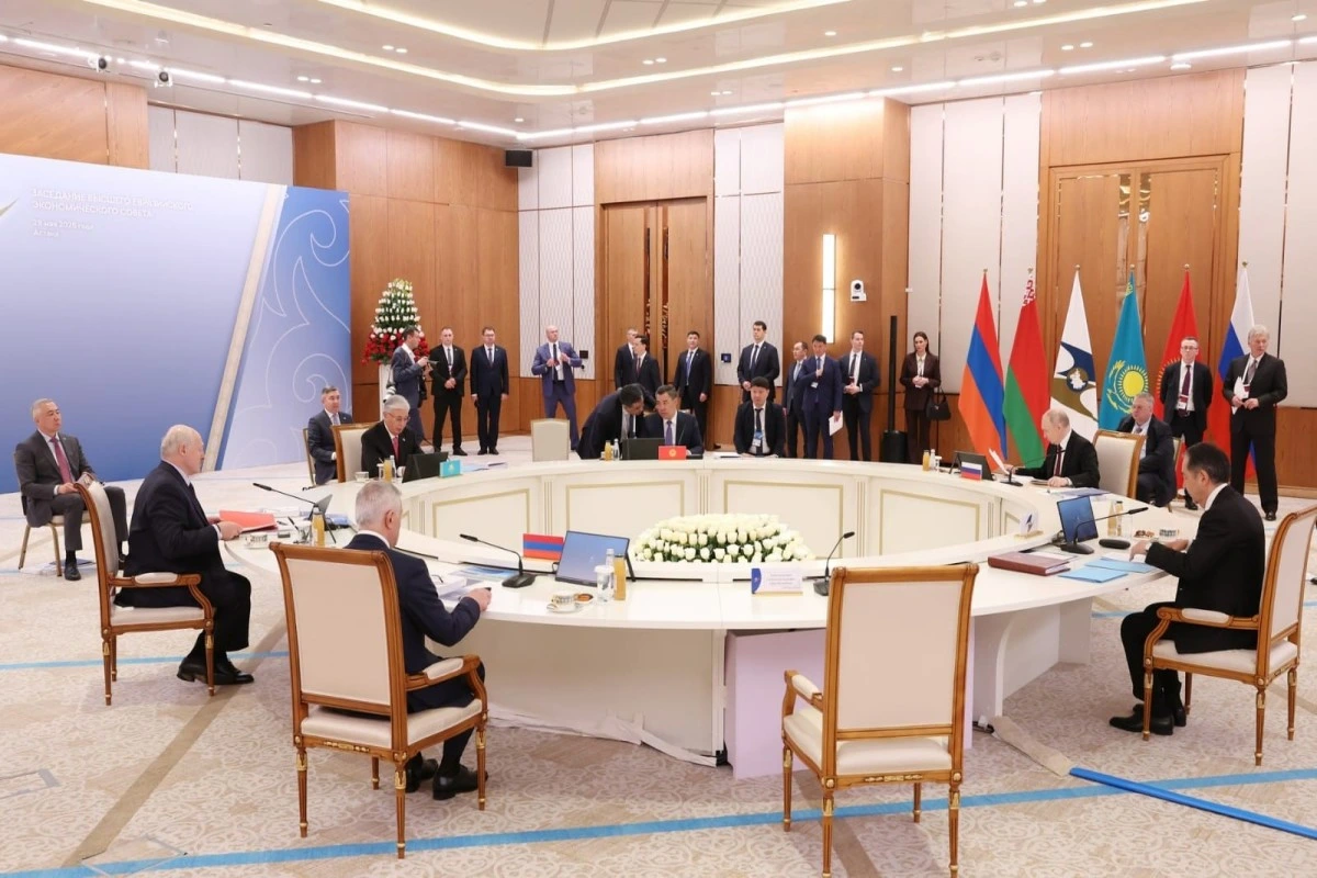 Aİİ liderləri Ermənistanda Aİ-yə qoşulmaqla bağlı referendumu keçirilməsini dəstəkləyiblər