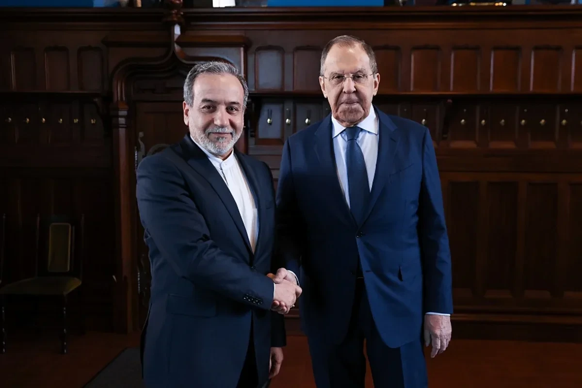 Əraqçi və Lavrov İran ilə ABŞ arasındakı nüvə danışıqlarını müzakirə ediblər – YENİLƏNİB