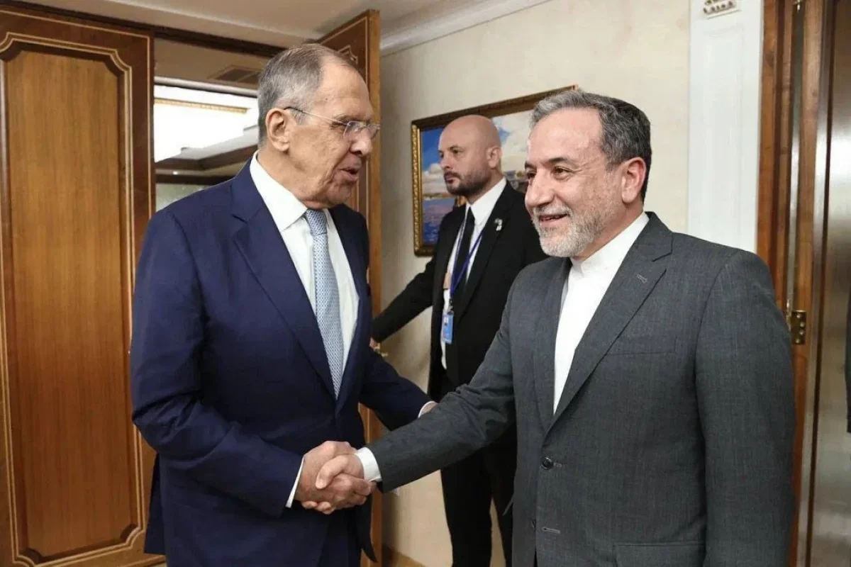 Əraqçi Lavrov ilə ABŞ-İran danışıqlarını müzakirə edib