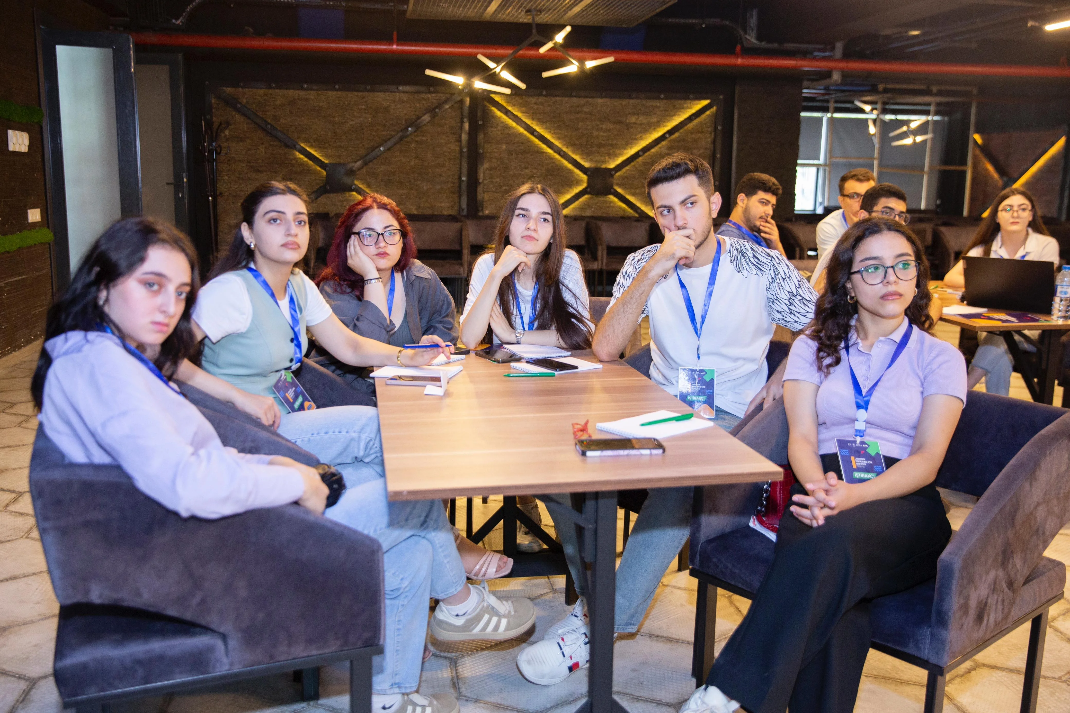 Gənclər üçün “Layihələrin idarəedilməsi üzrə menecerlik” proqramı həyata keçirilib