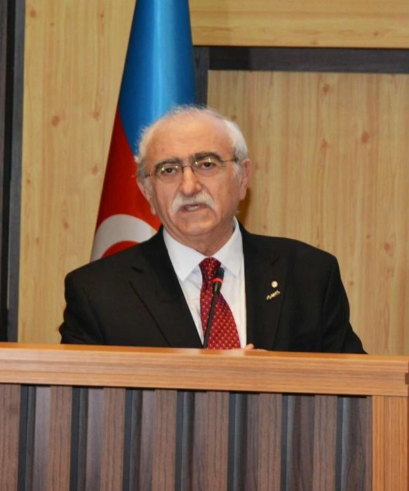 Professor İbrahim Yıldırımın xatirəsi anıldı -FOTO