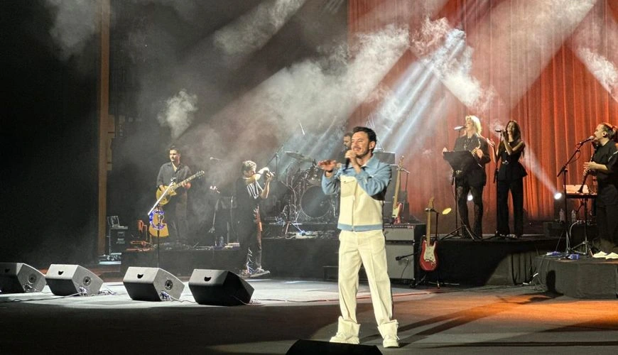 Buray Bakıda unudulmaz musiqi gecəsi yaşatdı&nbsp;-FOTO