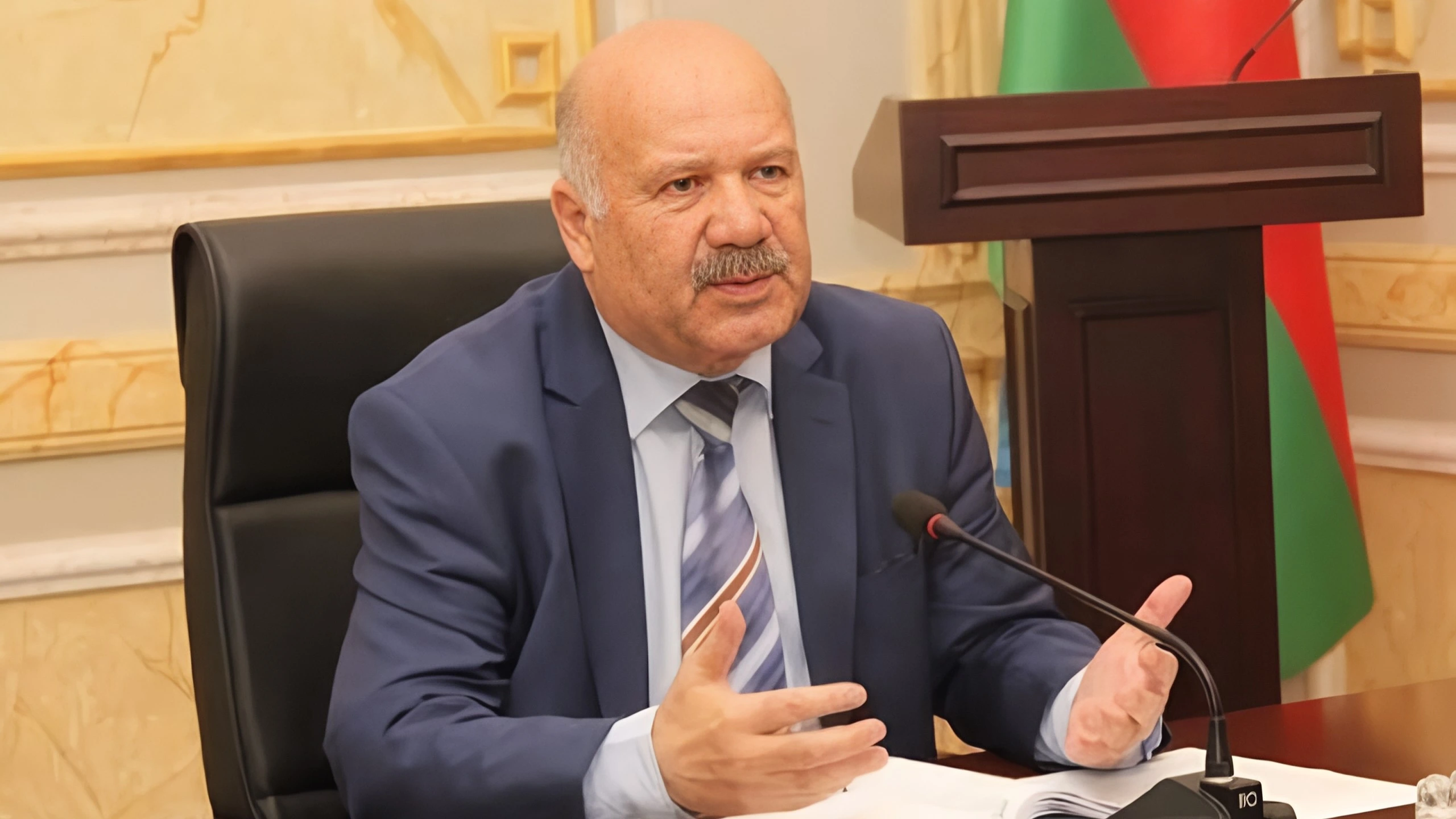 “Heç kim oxumur!”: Deputat dərman izahlarının dəyişdirilməsini tələb etdi