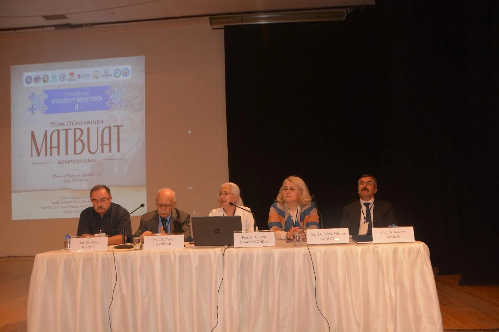 Türk Dünyası Mətbuat Simpoziumu başa çatıb  - FOTOLAR