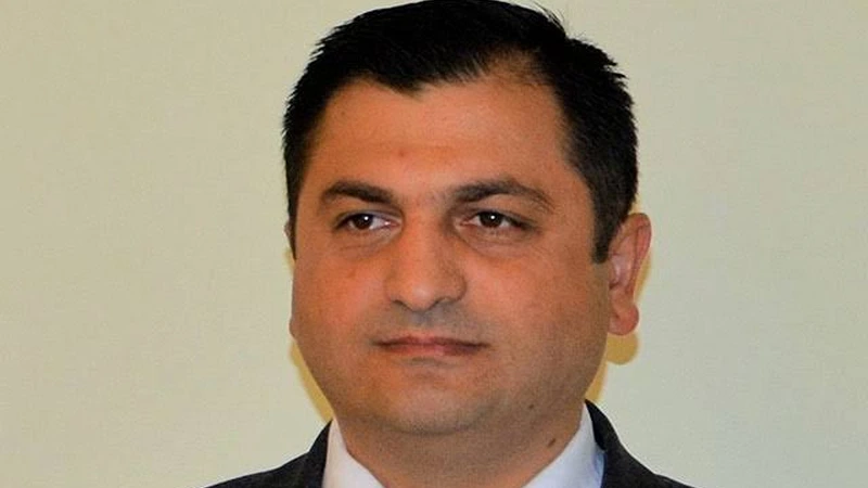 Abramyan: Ermənistanda revanşizmin olmadığını göstərmək üçün konstitusiyanı dəyişdirməliyik