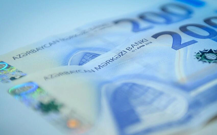 Dövriyyədə olan nağd pulun həcmi 12 faizə yaxın artıb