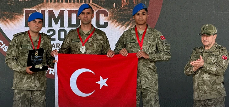 Türkiyə beynəlxalq hərbi dron yarışmasında çempion oldu