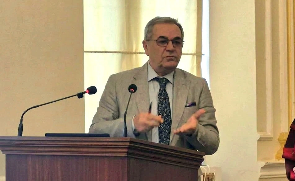 Gürcüstandakı soydaşlarımızı öz tərəfinə çəkən İrandır - Professor