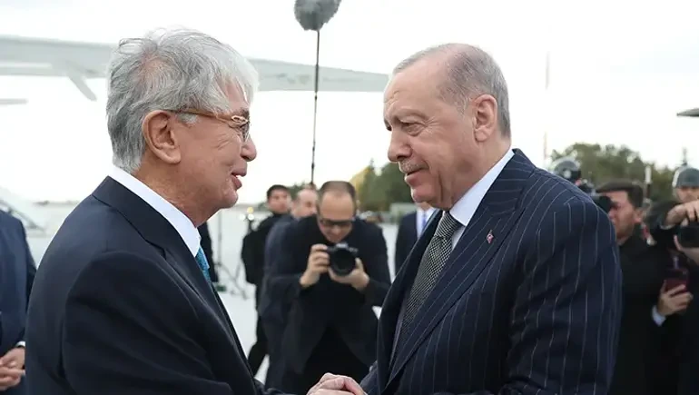 Ərdoğan Tokayevi rəsmi mərasimlə qarşıladı - Türk dünyasının birliyi müzakirə olundu