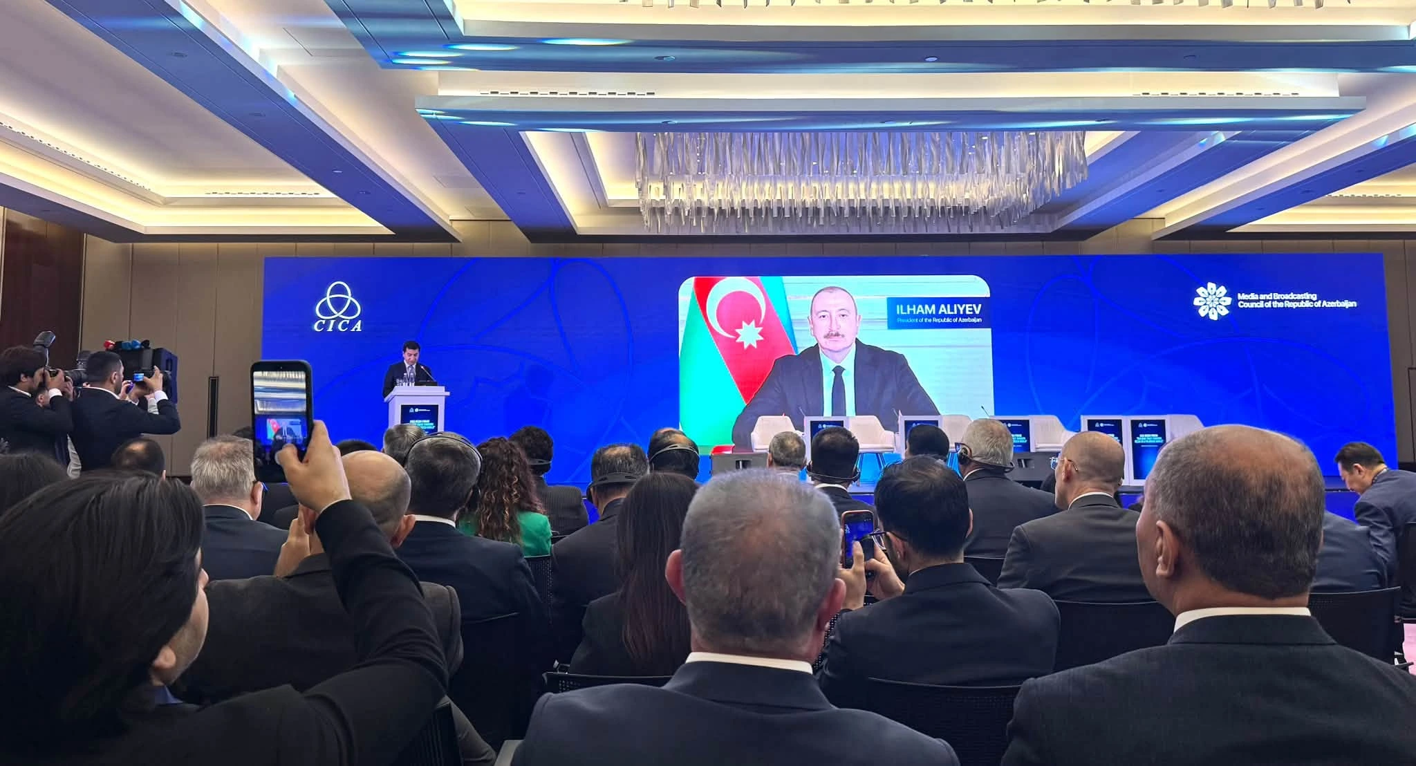Prezident AQEM Media Forumunun iştirakçılarına müraciət ünvanlayıb - YENİLƏNİB