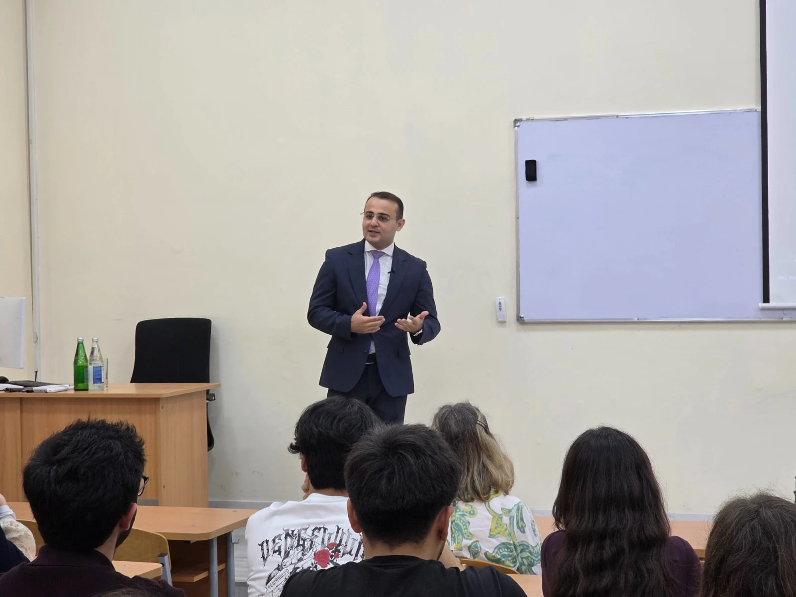 Oksford universitetinin məzunu, gənc mütəxəssis TAU tələbələrinə seminar keçib