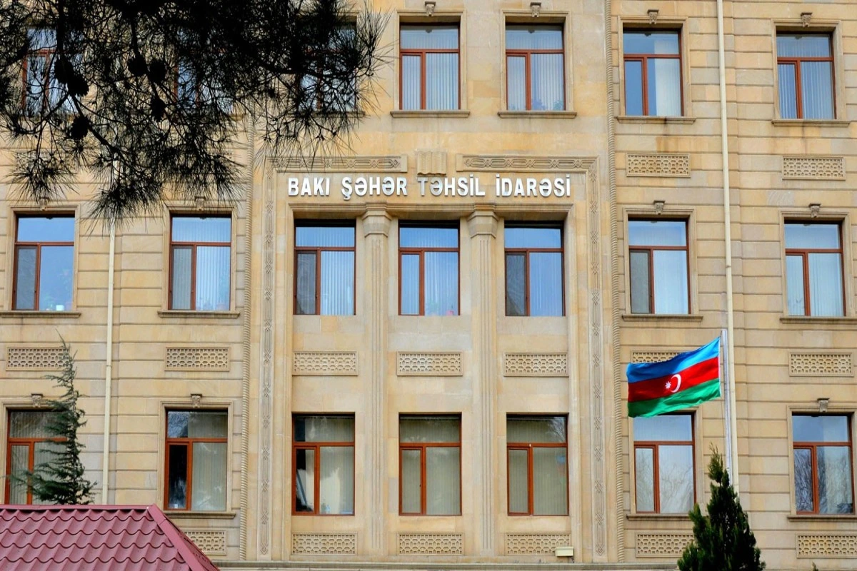 BŞTİ: Məktəblərdə geyim formalarına dair monitorinqlər təşkil ediləcək