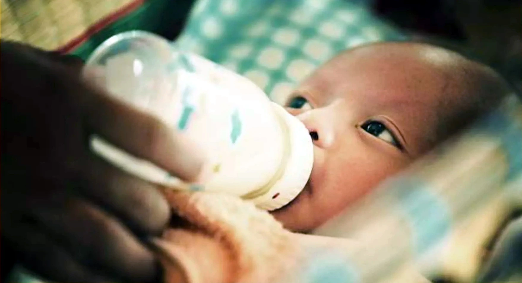 Bəzi özəl doğum evlərində vəziyyət pisləşir - Pediatrdan analara XƏBƏRDARLIQ