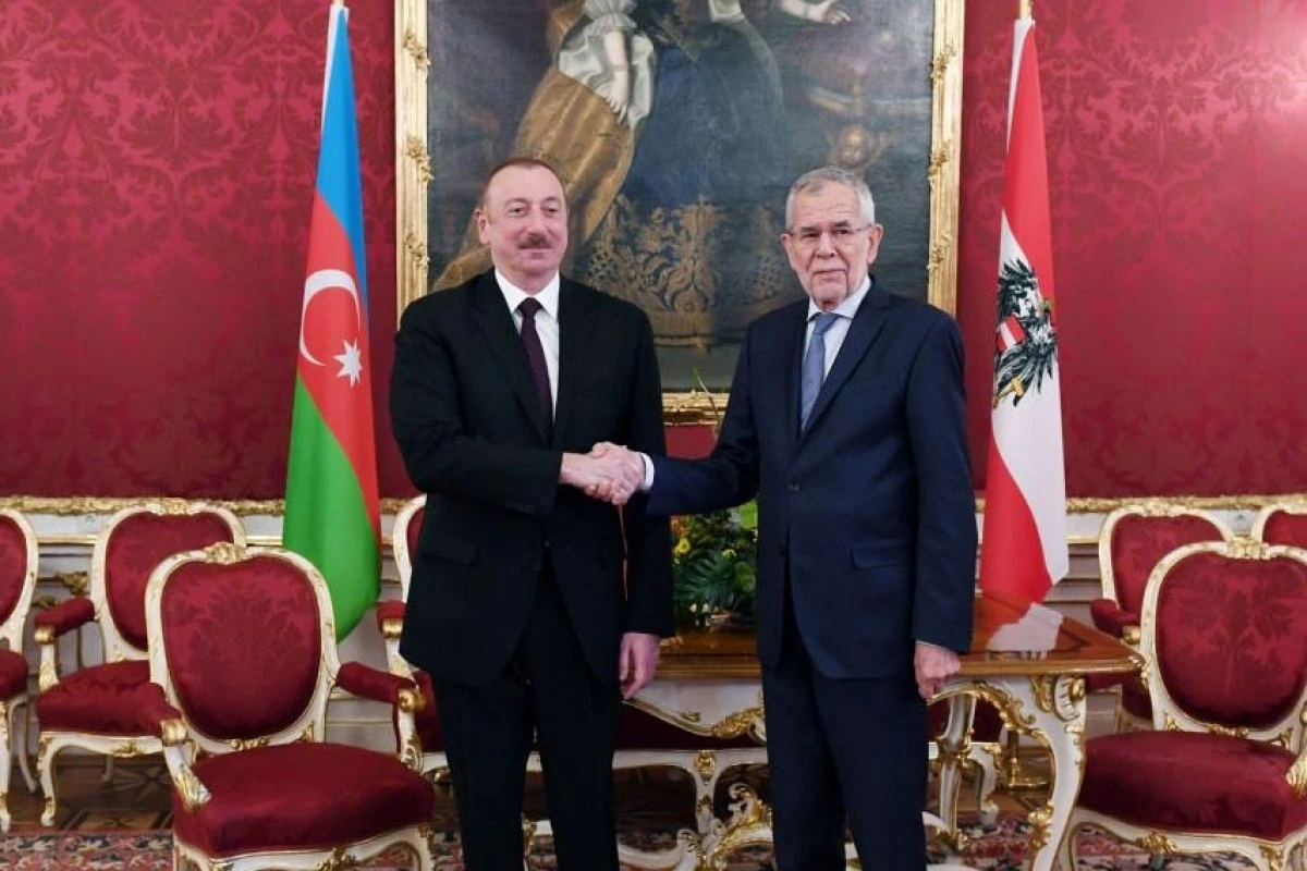 Prezident İlham Əliyev Avstriya liderini təbrik edib
